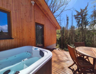 les-chalets-emilie-cocon-jacuzzi